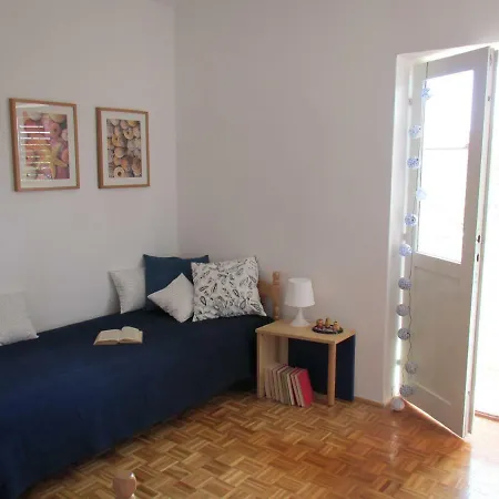 Sunny Star Apartment *